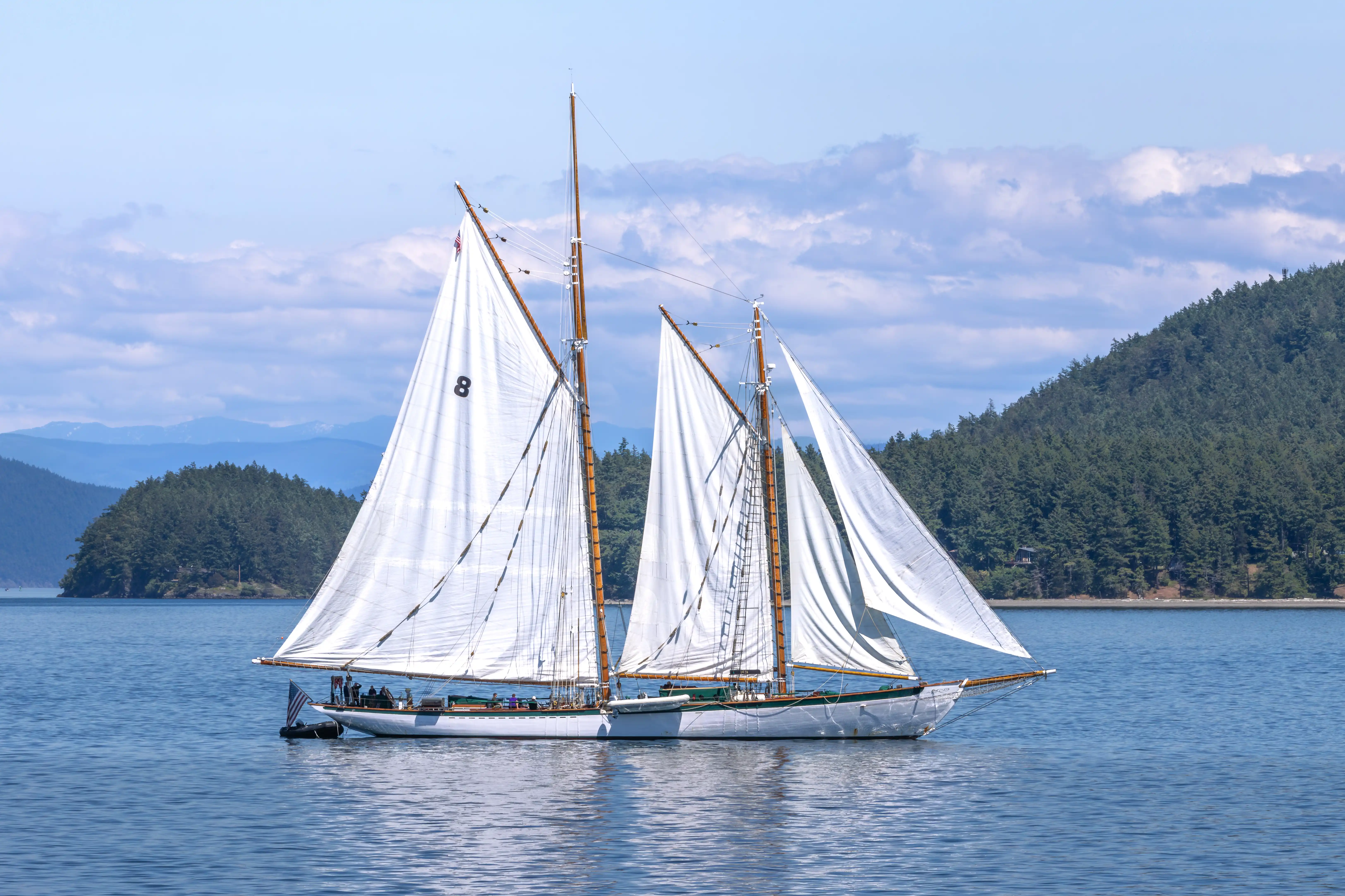 Your essential guide to rigging a gaff sail