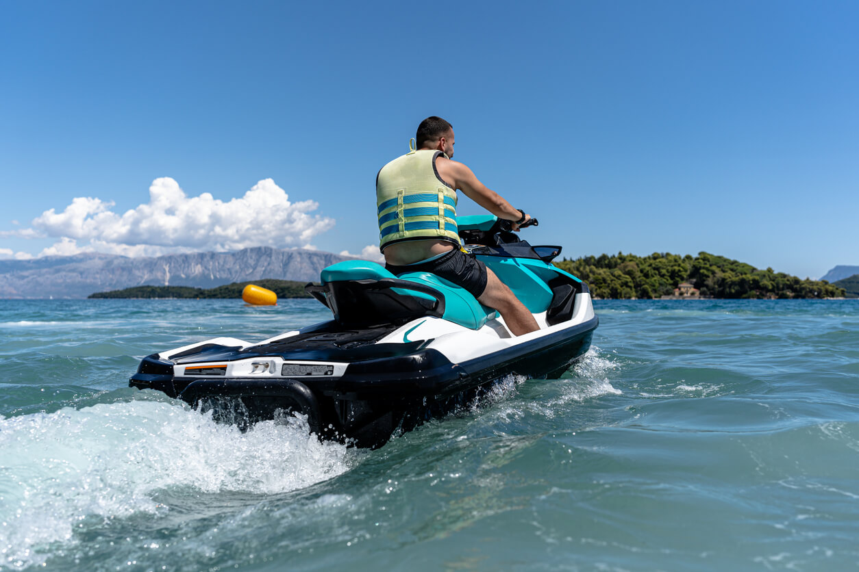 How to clean a jet ski after salt water